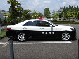 210 Coche de la policía japonesa de la corona